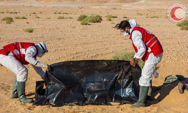 Libyan Red Crescent forces recovering dead bodies - Courtesy of Libyan Red Crescent