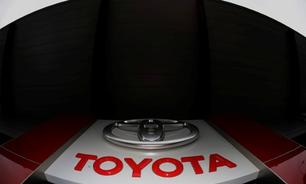 FILE PHOTO: The Toyota logo is seen at a dealership in Ruemlang, outside Zurich October 10, 2012.
Michael Buholzer/
