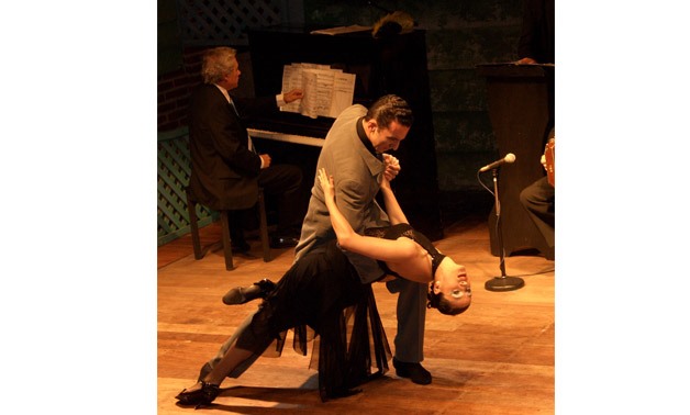 Tango Show Buenos Aires - Jenny Mealing - via Wikimedia Commons
