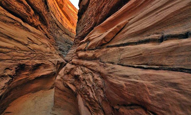Rocks of mountains – Best places in Egypt 