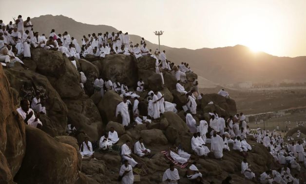 Muslim pilgrims gather on Mount Arafat during Hajj - Press photo
