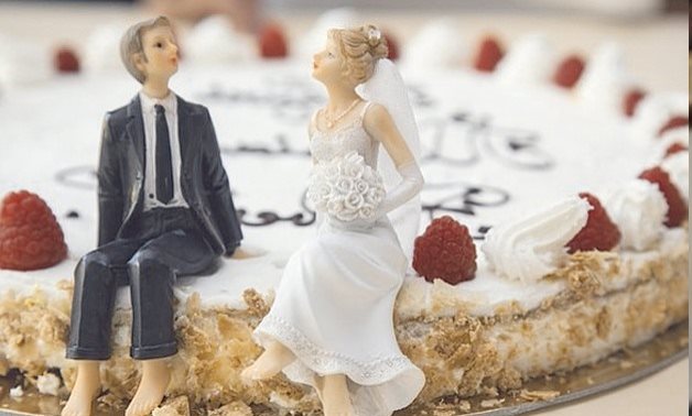 Wedding Cake Drink Food Groom Bride Marriage - Courtesy of PixCove