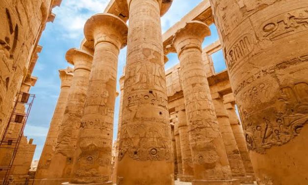 File: Karnak Temple.