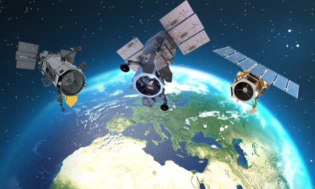 Satellites orbiting planet Earth – Wikimedia Commons 