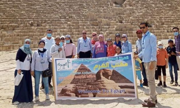 Winners of the Baladna El Helwa initiative - photo via Egypt's Min. of Tourism & Antiquities