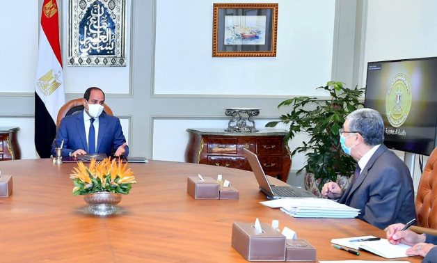 President Sisi meets with Prime Minister Mostafa Madbouli and Minister of Electricity Mohamed Shaker - Presidency