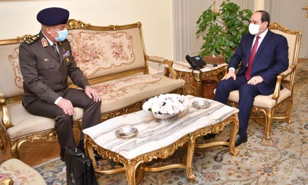 Egyptian President El-Sisi meets with Defense Minister Mohamed Zaki – Presidency