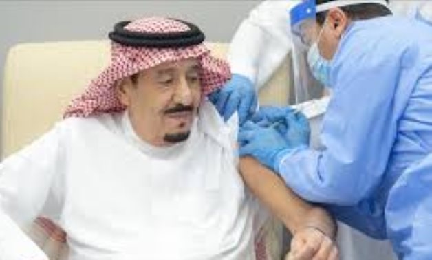 Saudi King Salman bin Abdulaziz Al Saud received Friday the first dose of Coronavirus vaccine