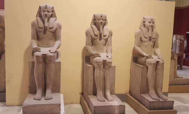 Three statues of King Senusret I - Press Photo