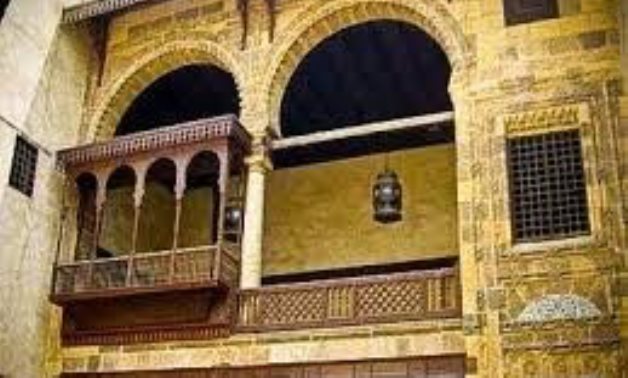 Al-Sennari House - Social media