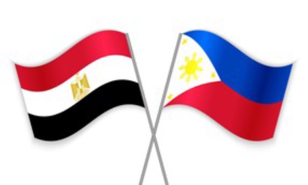 Egyptian (L) and Filipino flags - Shutterstock