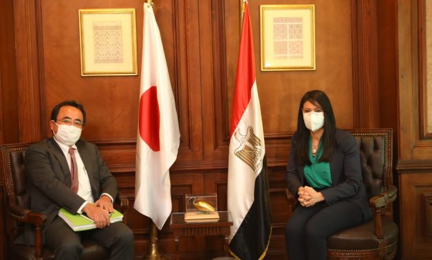JICA's Regional Director with Minister of International Cooperation - Press Photo