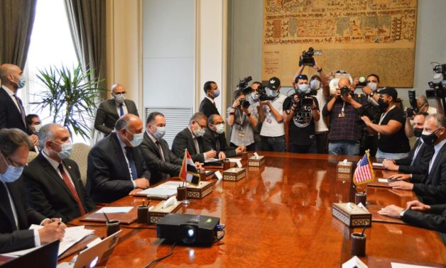 Egyptian Ministers of Foreign Affairs and Irrigation meet with U.S. Special Envoy for the Horn of Africa Jeffrey Feltman and U.S. Ambassador Jonathon Cohen - Ministry of Foreign Affairs