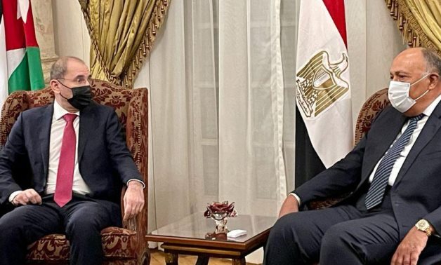 Egyptian Foreign Minister Sameh Shoukry held a session of talks with Jordanian counterpart Ayman Safadi at Tahrir Palace, downtown Cairo- press photo
