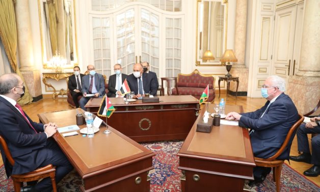 Egyptian Foreign Minister Sameh Shoukry meets with his Jordanian and Palestinian counterparts Ayman Safadi and Riyad Al-Maliki at Thairi Palace, downtown Cairo- press photo