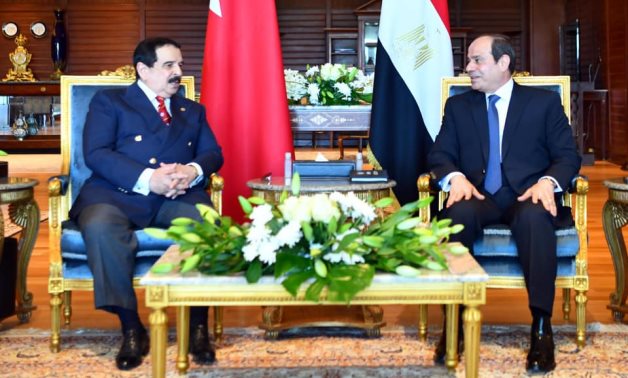 Bahrain’s King Hamad bin Isa meets with Egyptian President Abdel Fattah El-Sisi – Presidency 