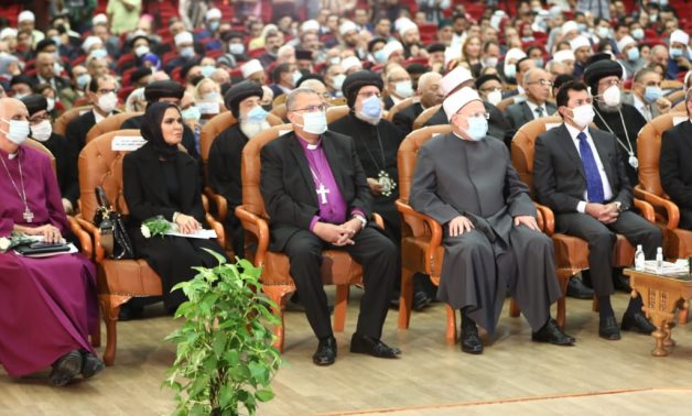 Top members of the Muslim and Christian communities in Egypt at the ceremony marking the 10th anniversary of the Egyptian Family House - Press photo