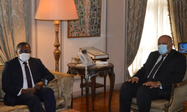  Egyptian Foreign Minister Sameh Shoukry, the COP27 President Designate, held a meeting with Special Adviser and Assistant UN Secretary-General for Climate Action Selwin Hart- press photo