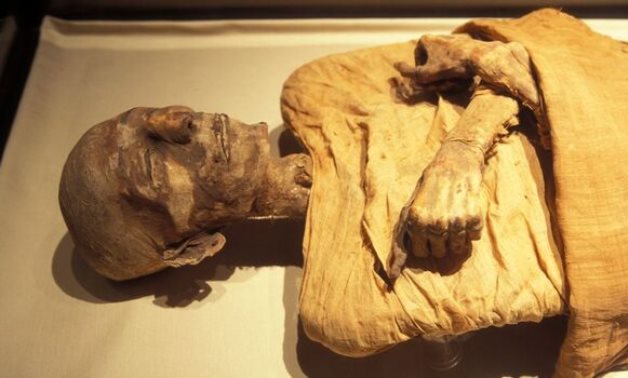 FILE - Merneptah royal mummy 