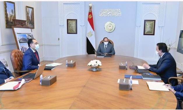 President Sisi meets with Prime Minister Mustafa Madbouli and Minister of Higher Education and Scientific Research Khaled Abdel Ghaffar on April 5, 2022- press photo