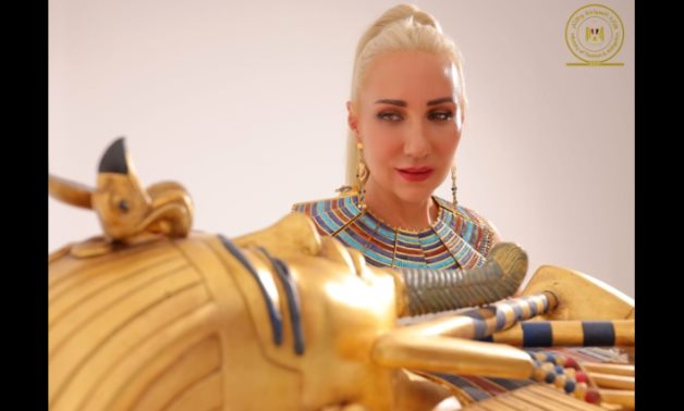 Starr during the photo session - Min. of Tourism & Antiquities