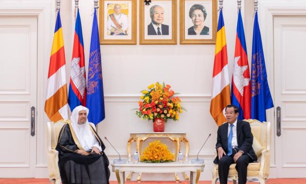 Secretary General of the MWL and Chairperson of the Association of Muslim Scholars Sheikh Dr. Muhammad bin Abdulkarim Al-Issa visited the Kingdom of Cambodia-press photo