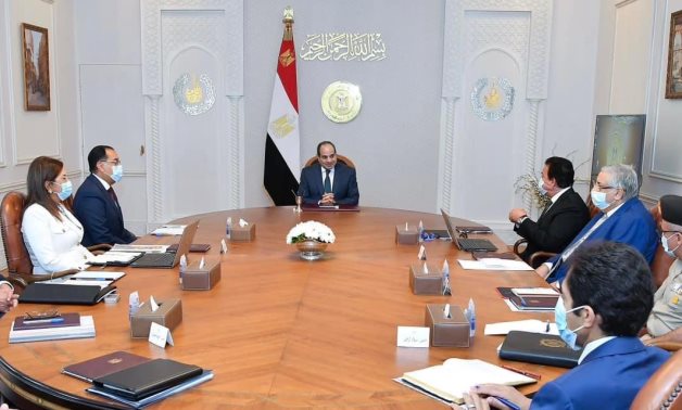 President Sisi meets with Prime Minister and a number of Ministers- press photo