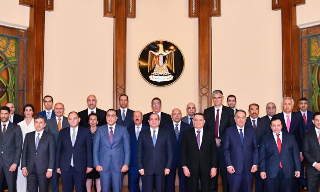 President Abdel Fattah El-Sisi received a Kuwaiti economic delegation of prominent figures from the business community in Kuwait