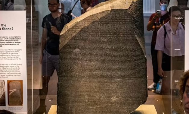British academics sign petition calling for returning Rosetta Stone to Egypt