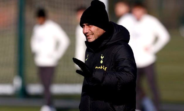 Tottenham Hotspur manager Antonio Conte during training Action Images via Reuters/Andrew Couldridge