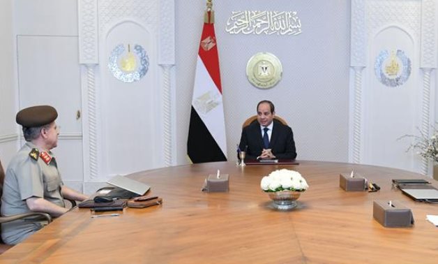 President Abdel Fattah El-Sisi met with Head of the Armed Forces Engineering Authority Major General Ahmed Al-Azazy - press photo