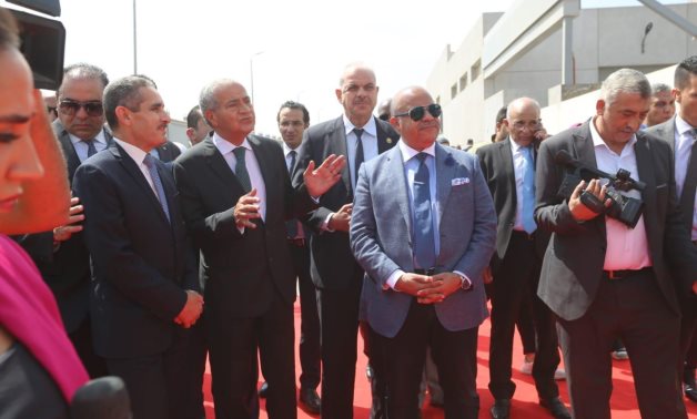 Dr. Ali El-Meselhi, Minister of Supply and Internal Trade laying the foundation stone for two expansive "logistics/commercial" areas - Press Photo