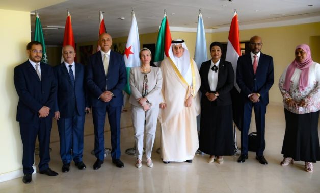Egyptian Minister of Environment Yasmine Fouad received the presidency of PERSGA from her Djibouti counterpart Mohamed Abdelkader Moussa- pres photo