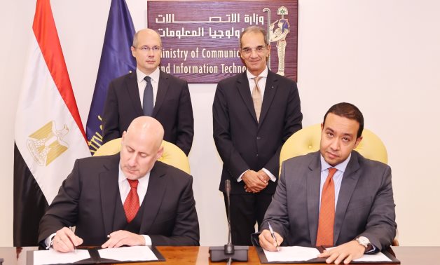 MoU signed to establish submarine cable linking Egypt, Albania