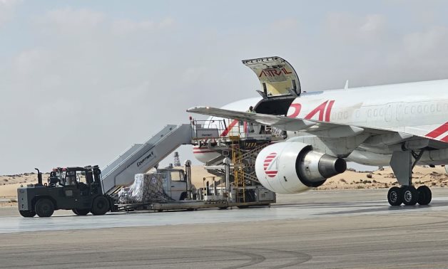 Planes carrying aid to Gaza - file 