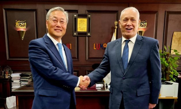 Korean ambassador discusses cooperation with Luxor Governorate
