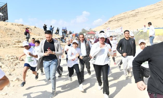 The “Run for Gaza” marathon kicked off on Friday from Wadi Degla Reserve in Maadi- Press Photo from the Ministry of Environment
