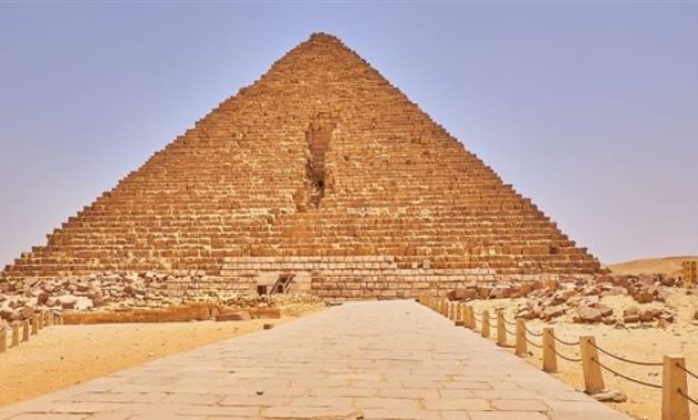 Menkaure Pyramid 