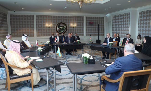FMs of Egypt, Saudi Arabia, Qatar and Jordan, UAE Minister of State for International Cooperation, and Secretary General of the Executive Committee of the Palestine Liberation Organization meet in Cairo
