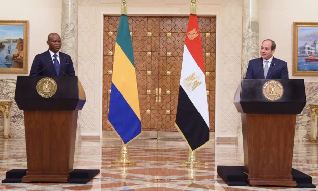 Egyptian President Abdel Fattah El-Sisi (R) and his Gabonese counterpart, President Brice Oligui Nguema, hold a press conference in Cairo, 30 November 2024 - Egyptian Presidency