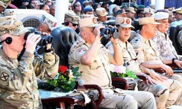 Side of the military drills 
