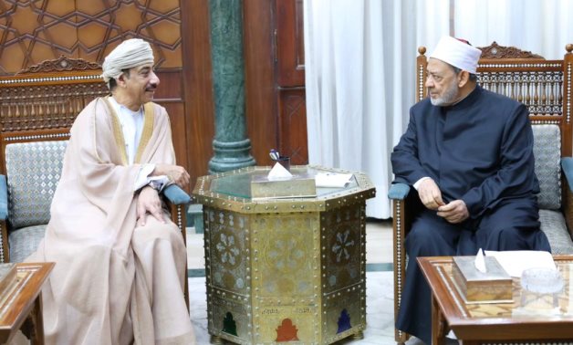 Grand Imam of Al-Azhar Sheikh Ahmed Al-Tayeb met with Abdullah bin Nasser Al-Rahbi, Ambassador of the Sultanate of Oman to Cairo