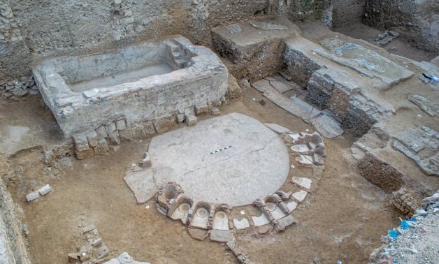A rescue excavation mission in Alexandria has unearthed a Roman villa and a circular public bath of the Tholoi type dating to the late Ptolemaic period. Tourism and Antiquities Ministry