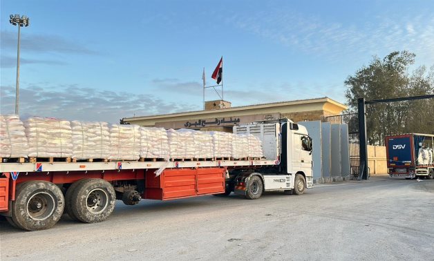 The Egyptian Red Crescent dispatches its 187th “Zad Al-Izzah: From Egypt to Gaza” aid convoy, sending 3,725 tons of humanitarian assistance. ERC