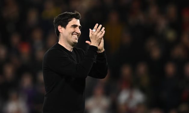 AFC Bournemouth manager Andoni Iraola applauds fans after managing his last home match for the club REUTERS/Dylan Martinez/File Photo