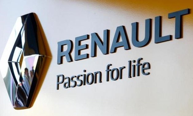 Logo is seen at a Renault store in Minsk, Belarus June 9, 2016. REUTERS/Vasily Fedosenko