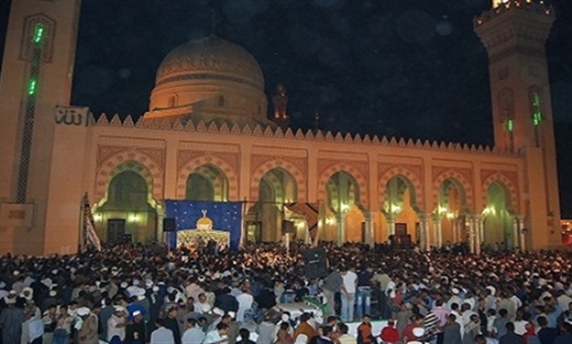 People in front of Al-Sayed Al-Badawi Mosque in the big night of Al Mawlid