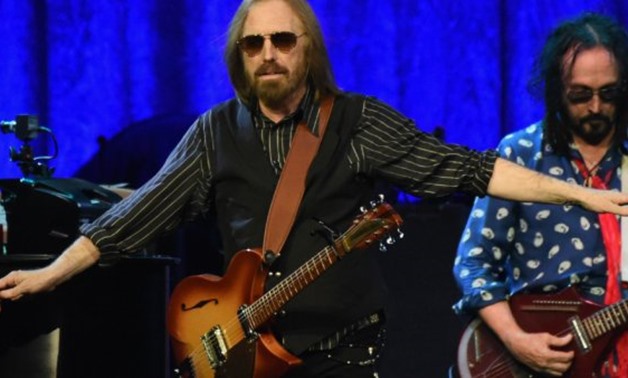 Tom Petty of Tom Petty and the Heartbreakers performs during their 40th Anniversary Tour at Bridgestone Arena on April 25, 2017 in Nashville, Tennessee - AFP