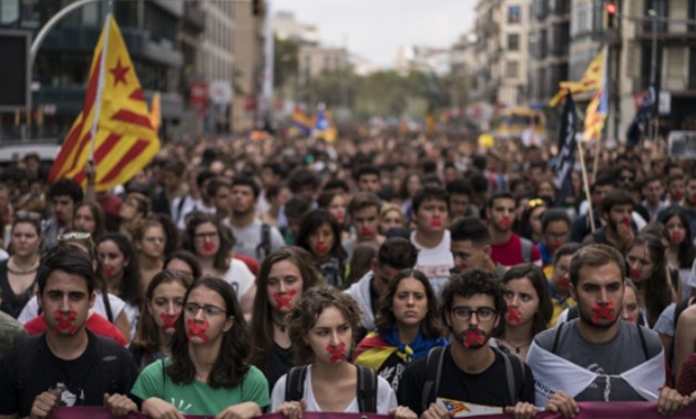 Catalonia calls for Spain mediation amid referendum dispute