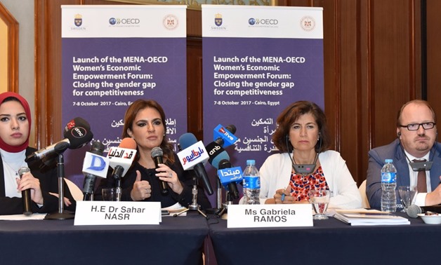 Minister Sahar Nasr and the OECD Chief of Staff and Sherpa to the G20 Gabriela Ramos during the OECD-MENA forum on Oct 7, 2017 